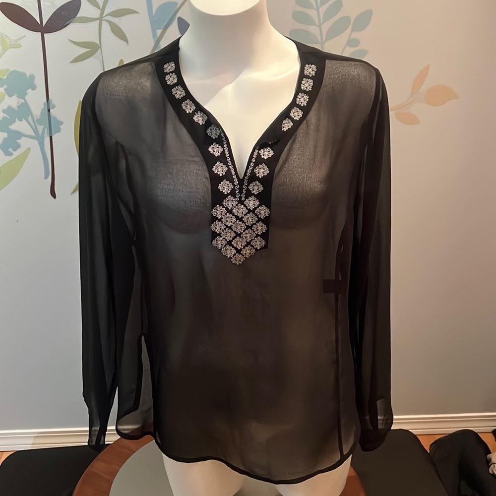 4/$20 Sheer long sleeve top with silver Detail